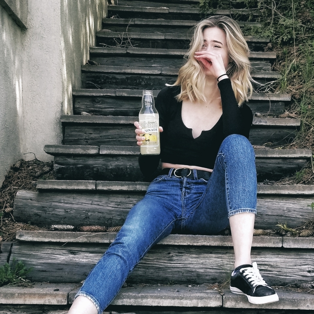 Meet your Posher, Julia
